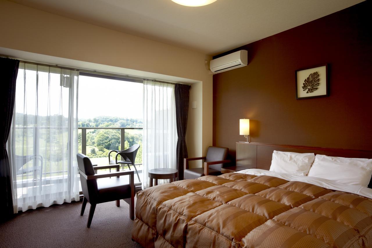 Karasuyamajo Country Club Hotel Exterior photo