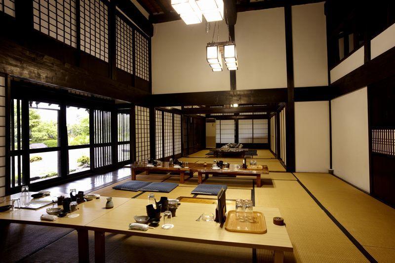 Karasuyamajo Country Club Hotel Exterior photo