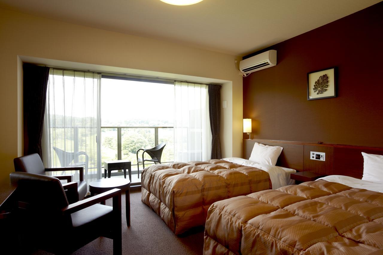 Karasuyamajo Country Club Hotel Exterior photo